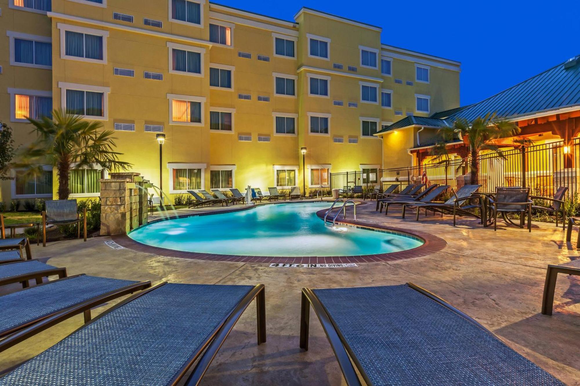 Courtyard By Marriott Abilene Northeast Hotel Екстериор снимка