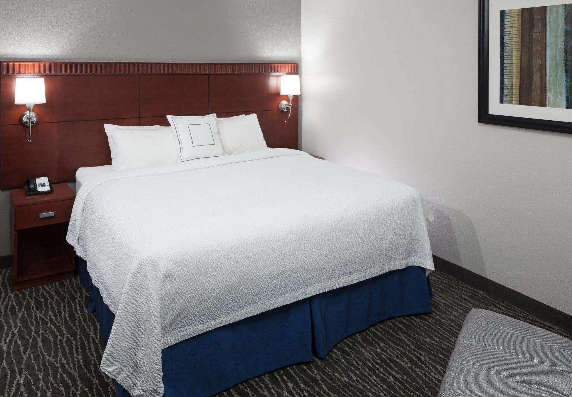 Courtyard By Marriott Abilene Northeast Hotel Екстериор снимка